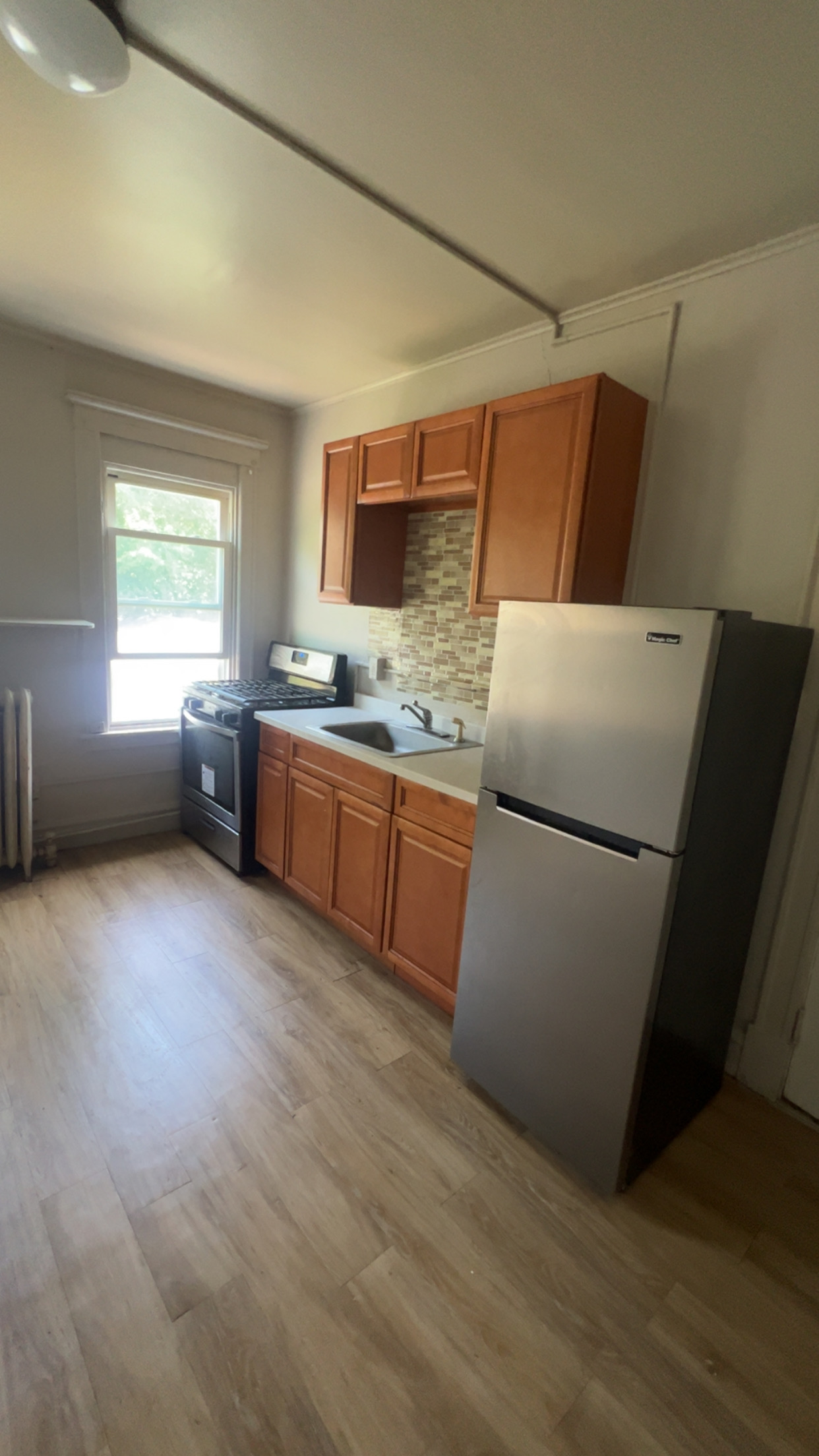 109 Foster Street - B-2